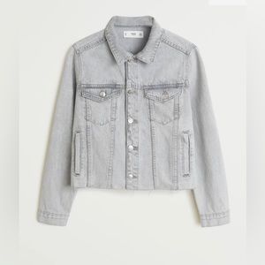 [BRAND NEW] MANGO FRAYED HEM DENIM JACKET in LIGHT GREY (size US XS)